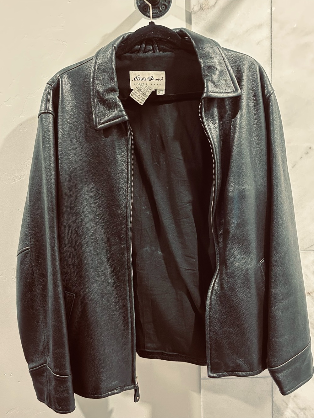 Eddie Bauer Medium Tall Black Leather Jacket